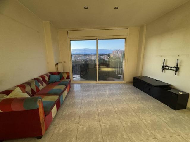 Piso en venta en Figueres photo 0