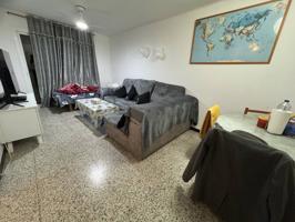 Piso en venta en Olot photo 0