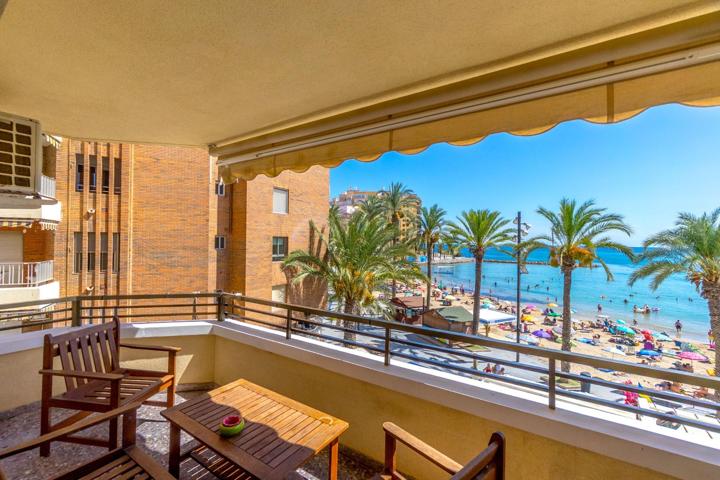 Apartamento con vistas frontales al mar y 15m2 de terraza photo 0