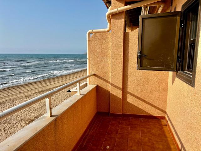 Ático dúplex en primera línea de playa en La Mata photo 0