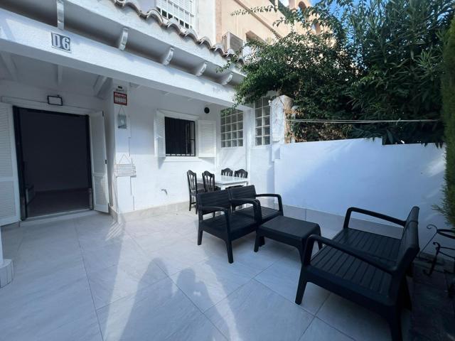 Bungalow en planta baja con gran terraza y piscina comunitaria – Torrevieja photo 0
