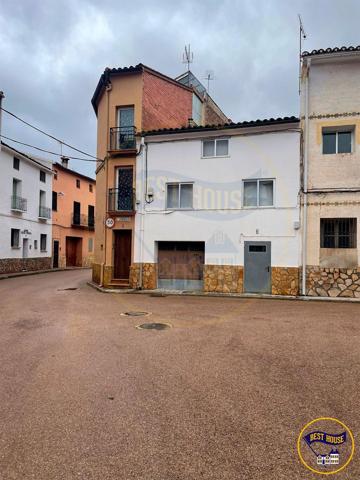 CASA EN VENTA PARA VIVIR EN BONICHES photo 0