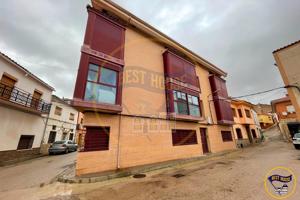 BLOQUE DE PISOS EN VENTA EN VILLAREJO DE FUENTES photo 0