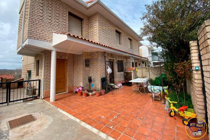 CASA EN VENTA EN PLENO CENTRO DE CUENCA photo 0