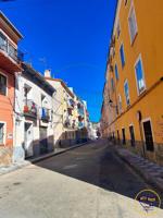 PISO EN VENTA EN PLENO CENTRO DE CUENCA PARA ENTRAR A VIVIR photo 0