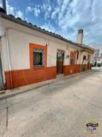 CASA EN VENTA EN LA ZONA DE TIRADORES photo 0