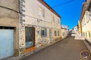 CASA EN VENTA EN CARDENETE photo 0