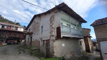 CASA DE PUEBLO EN SARIEGO photo 0