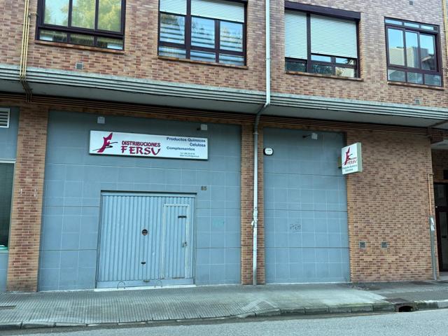 Nave Industrial En venta en Mieres, Mieres photo 0