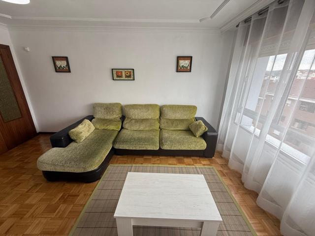 Piso en alquiler en Calle Juan Ochoa, 17, Avilés photo 0