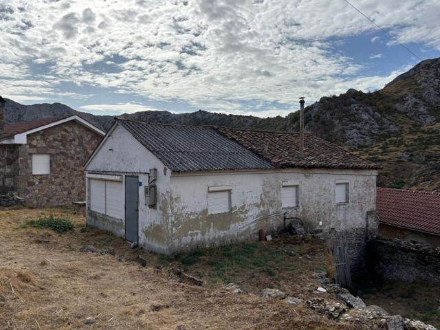 Casa De Pueblo En venta en Valporquero, Vegacervera photo 0