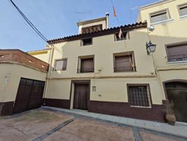 Se vende casa en Urrea de Jalón photo 0