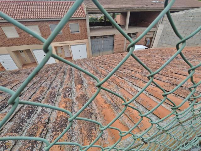 Se vende terreno urbano y almacen en Ricla (Zaragoza) photo 0
