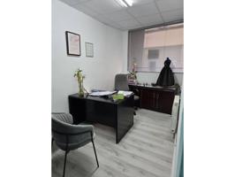 Se vende local comercial en Calle Barcelona de Zaragoza photo 0