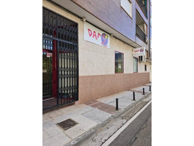 Se alquila local comercial en Illueca photo 0