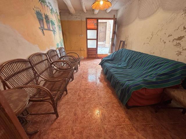 Se vende casa en Gotor photo 0