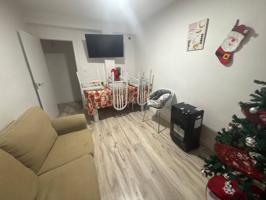 Se vende piso en La Almunia de doña godina photo 0