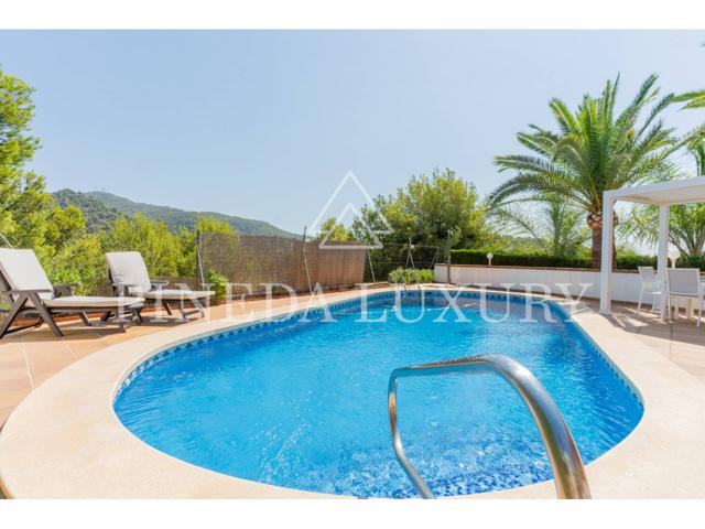 Chalet en venta en Los Monasterios-Alfinach photo 0