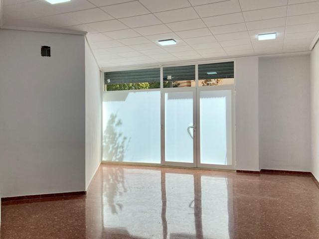 Local comercial en calle del Palleter photo 0