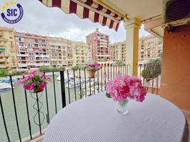 Vivienda en venta en Port Saplaya con vistas a la dársena photo 0