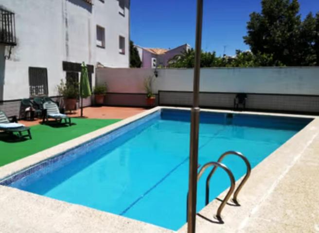 Unifamiliar Pareada En venta en Baeza photo 0
