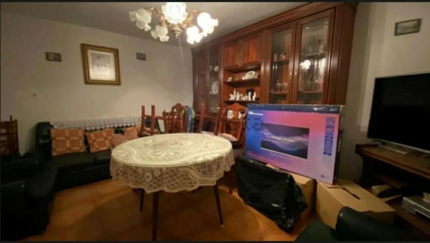 Unifamiliar Pareada En venta en Úbeda photo 0