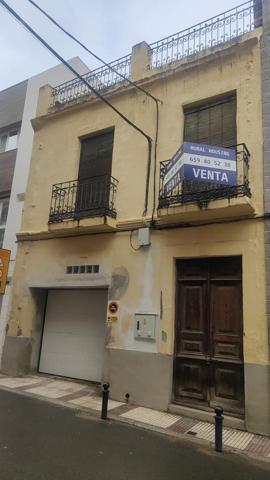 CASA EN EL CENTRO DE PUERTOLLANO PARA REFORMAR photo 0