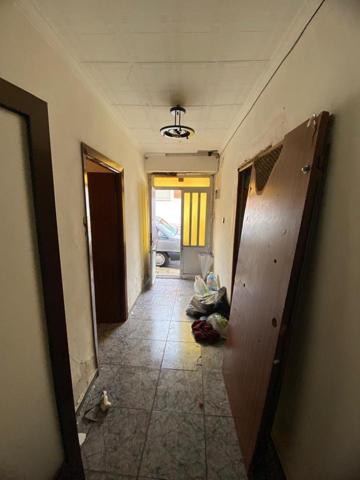 CASA CON GRAN POTENCIAL PARA RENOVAR photo 0