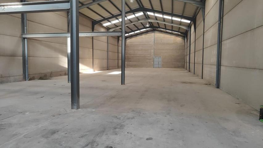 ALQUILER - ¡Gran oportunidad! Nave industrial photo 0