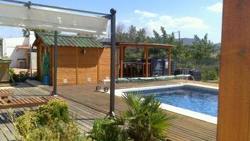 Oportunidad Única en El Retamar – Terreno con Vistas a la Sierra y Piscina photo 0