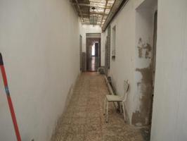 Casa con gran potencial photo 0