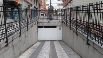 Céntrica Plaza de Garage, en Calle Elio Antonio de Nebrija photo 0