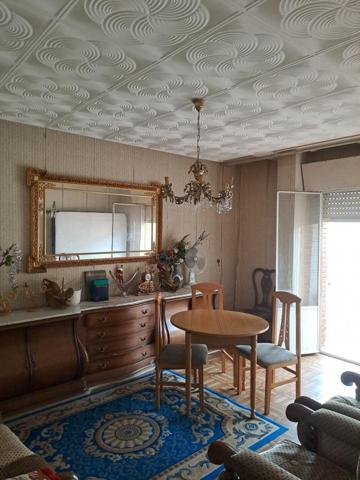 PISO EN PLENO CENTRO SIN ASCENSOR photo 0