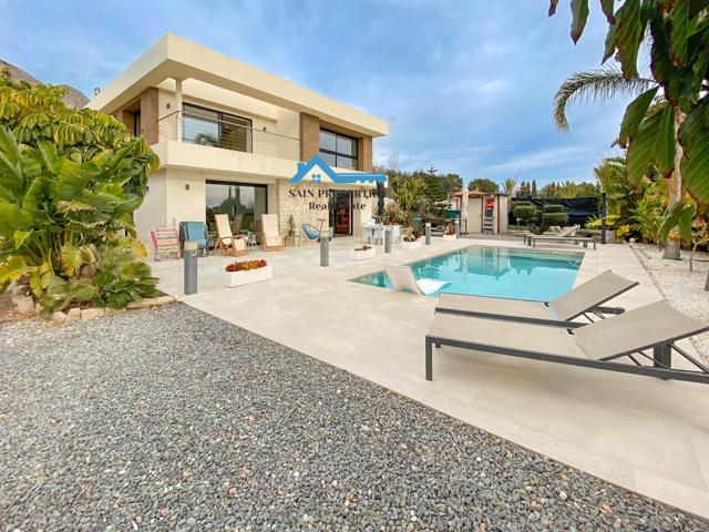 Luxury villa for sale in Polop photo 0