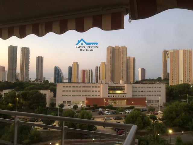 Amplio y Luminoso Piso con Vistas al Golf y al Mar en Poniente, Benidorm photo 0