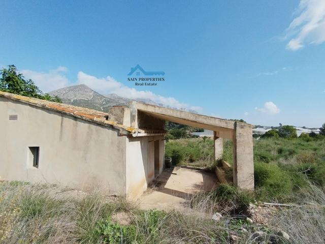 Terreno con casa a la venta en Callos D'en Sarrià photo 0