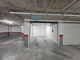 Plaza de Garaje Cabinada con espacio para coche y moto en el Cruce, Benidorm photo 0