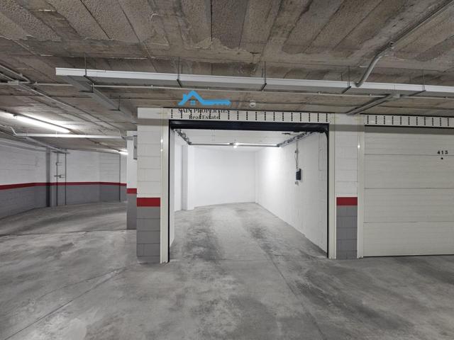 Plaza de Garaje Cabinada con espacio para coche y moto en el Cruce, Benidorm photo 0