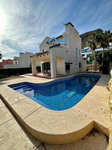 Chalet independiente en Golf Bahía Finestrat photo 0