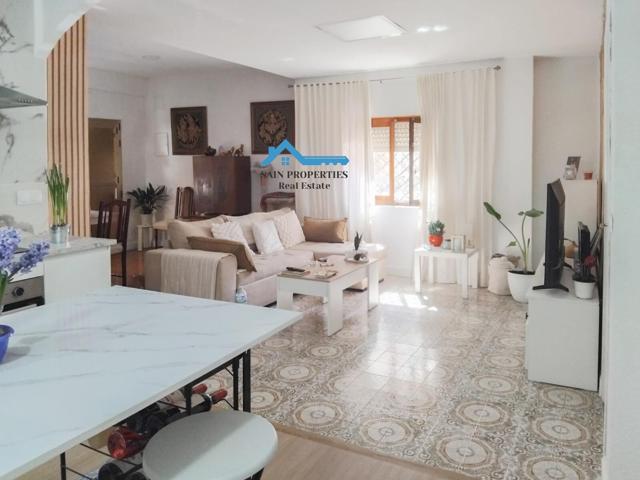 Luminoso y Reformado Apartamento en el Corazón de Villajoyosa photo 0