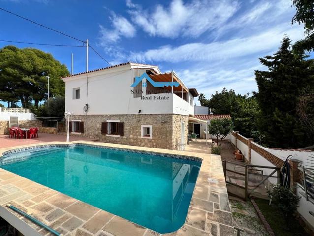 Chalet independiente en venta en Barranco Hondo - LA NUCIA photo 0