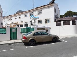 Acogedor Bungalow con Terraza Privada, Piscina y Garaje en Polop photo 0