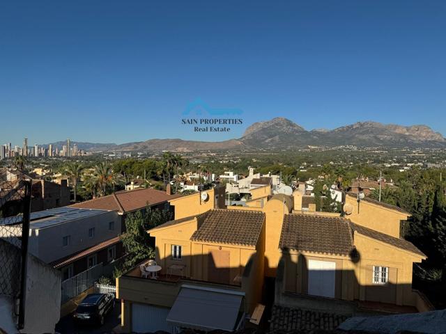 Chalet pareado en Urbanización Azagador, Siera Helada, Benidorm photo 0