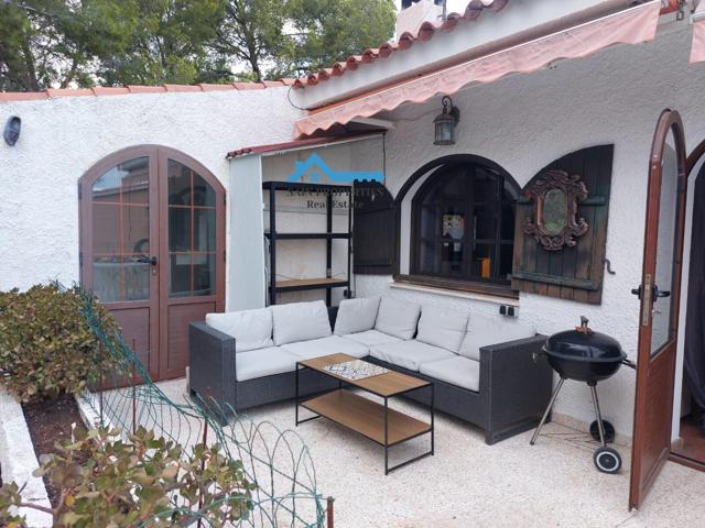 Chalet Independiente con Dos Parcelas y Gran Potencial en Barranco Hondo photo 0