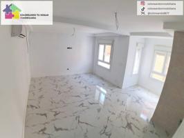 se venden apartamentos de dos habitaciones, un baño, completamente reformados, para entrar a vivir, cerca del parque de photo 0