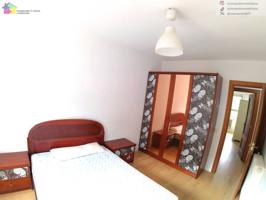 se vende piso en Matallana de Torio de 3 habitaciones, un baño, cochera, trastero, jardín, con 152m2 construidos y 102m2 photo 0