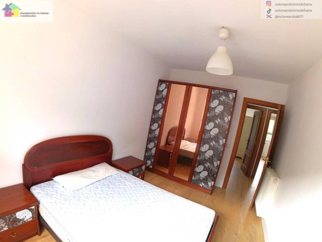 se vende piso en Matallana de Torio de 3 habitaciones, un baño, cochera, trastero, jardín, con 152m2 construidos y 102m2 photo 0