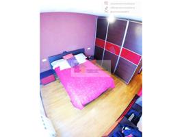 se vende piso de dos habitaciones, un baño, cochera, trastero en Navatejera, al lado del polideportivo municipal, es una photo 0