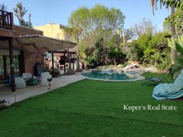 Chalet en venta en Vilassar de Mar photo 0