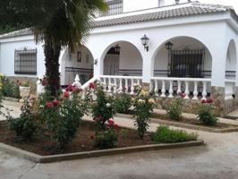 CHALET CON PARCELA photo 0